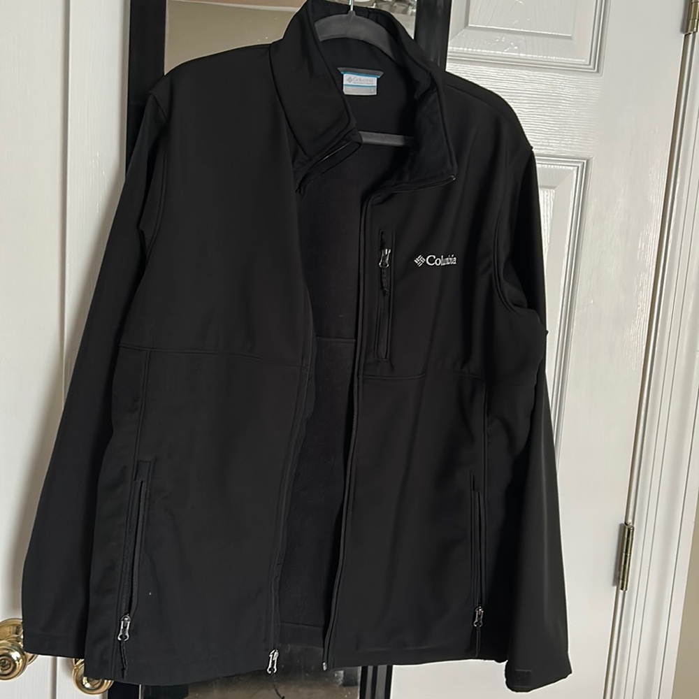 Columbia lightweight zip up jacket